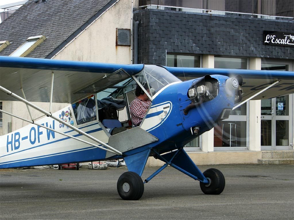 Piper J3 C 65 Cub - HB-OFW