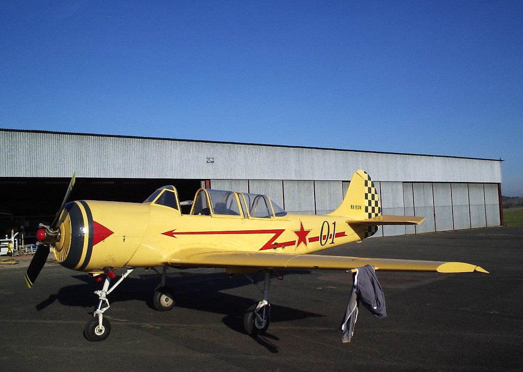 Yakovlev Yak-52 - RA-1931K