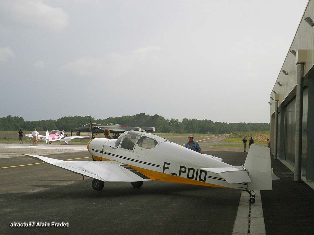 Jodel D 113 - F-POID