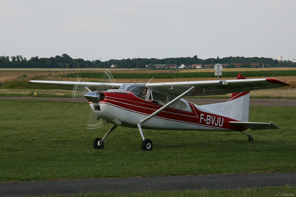 Cessna 185 - F-BVJU