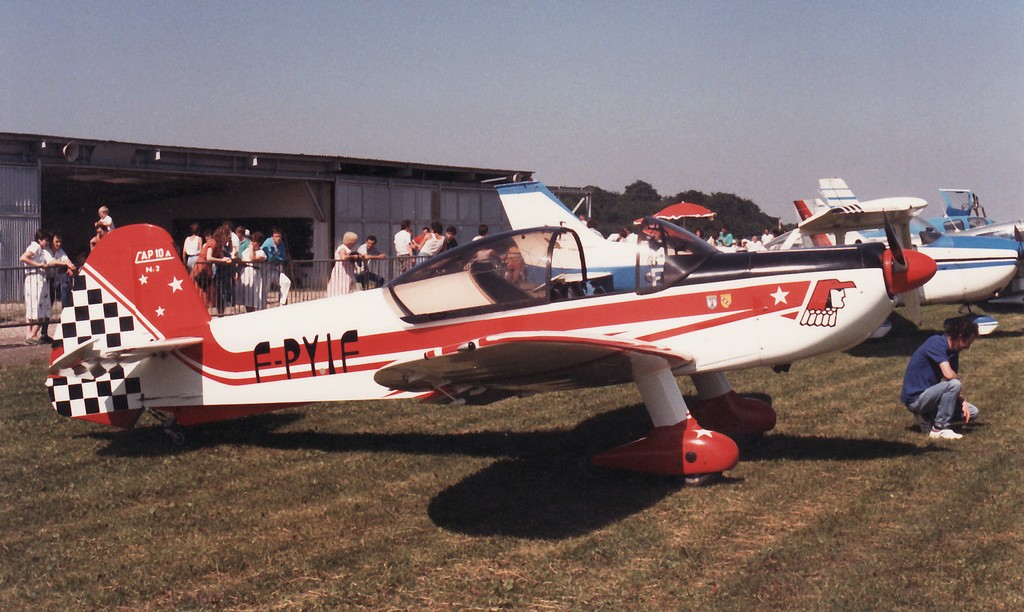 CAP 10 A - F-PYIF