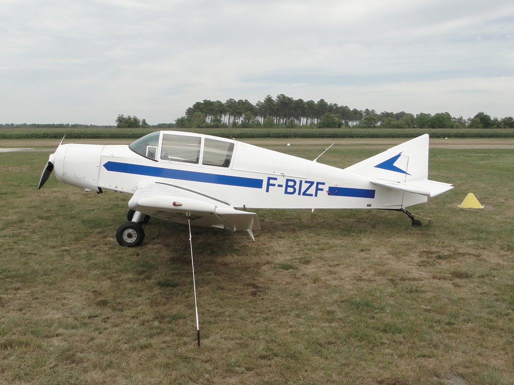 Jodel D 140 Mousquetaire - F-BIZF