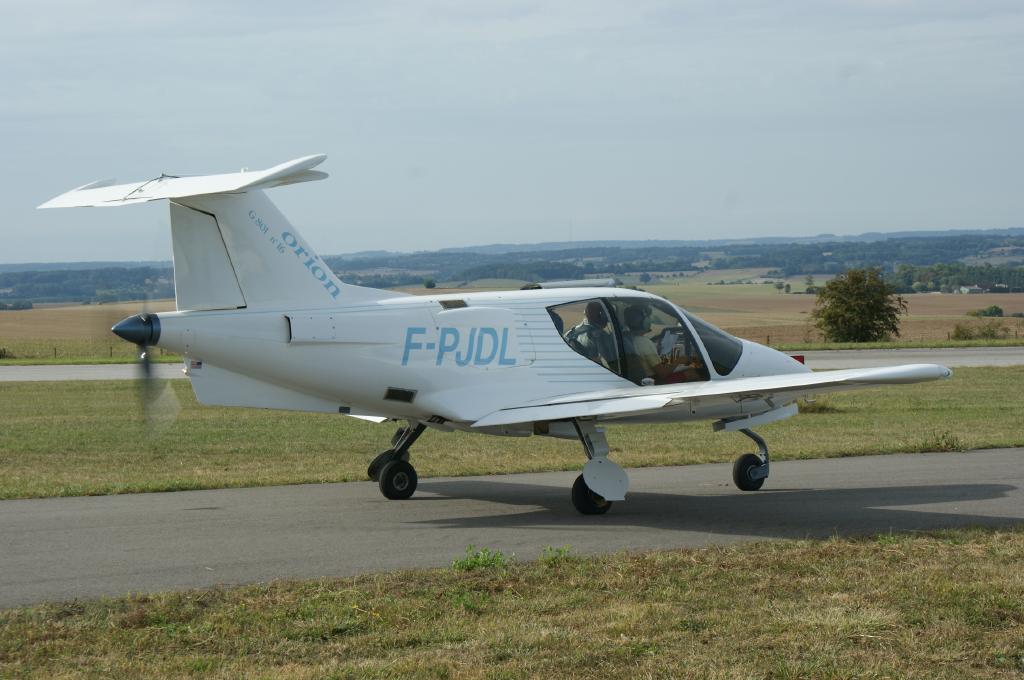 Grinvalds Orion G801 - F-PJDL