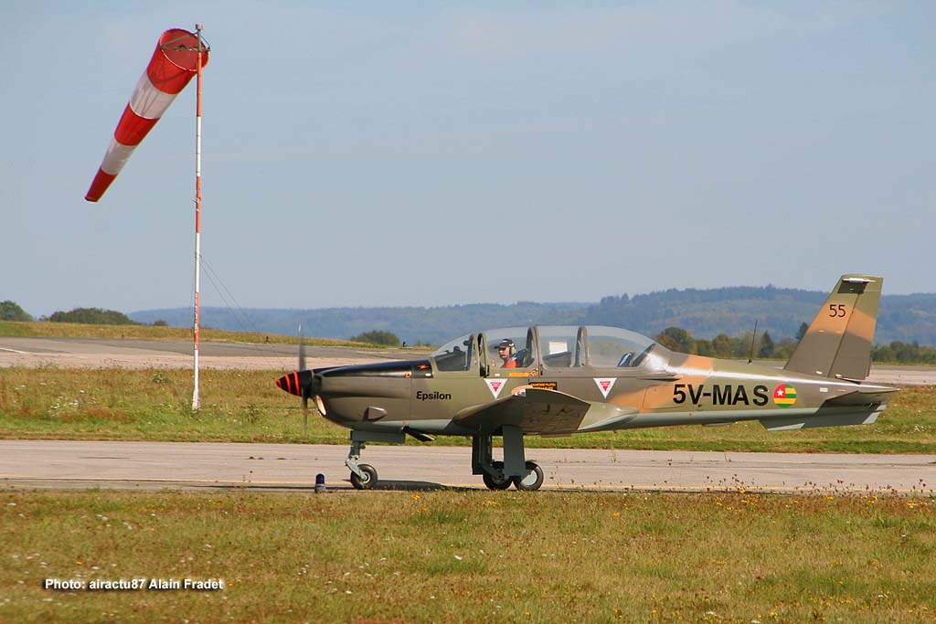 Socata TB30 Epsilon - 5V-MAS