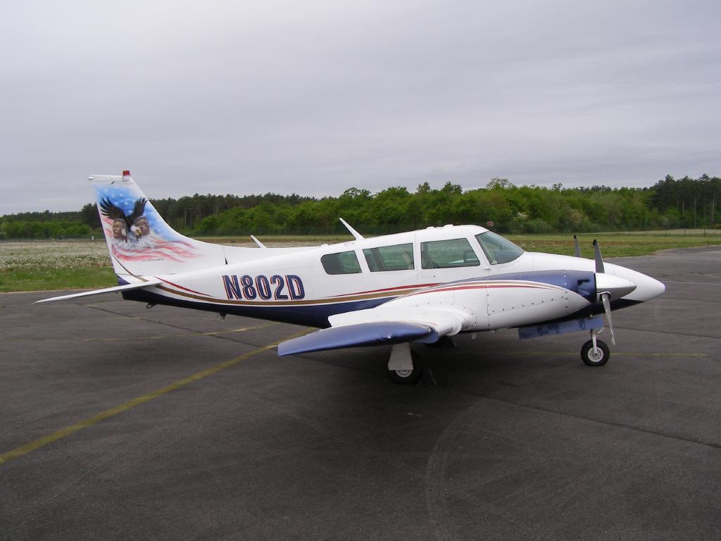 Piper PA-30 Twin Comanche - N802D