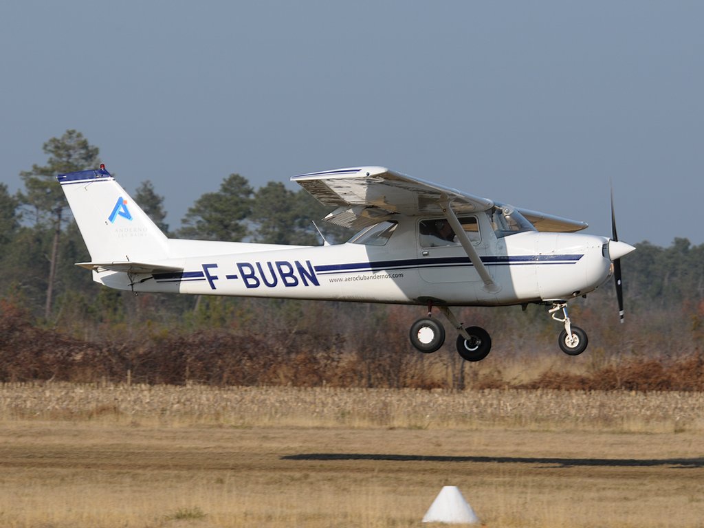 Cessna 150 - F-BUBN