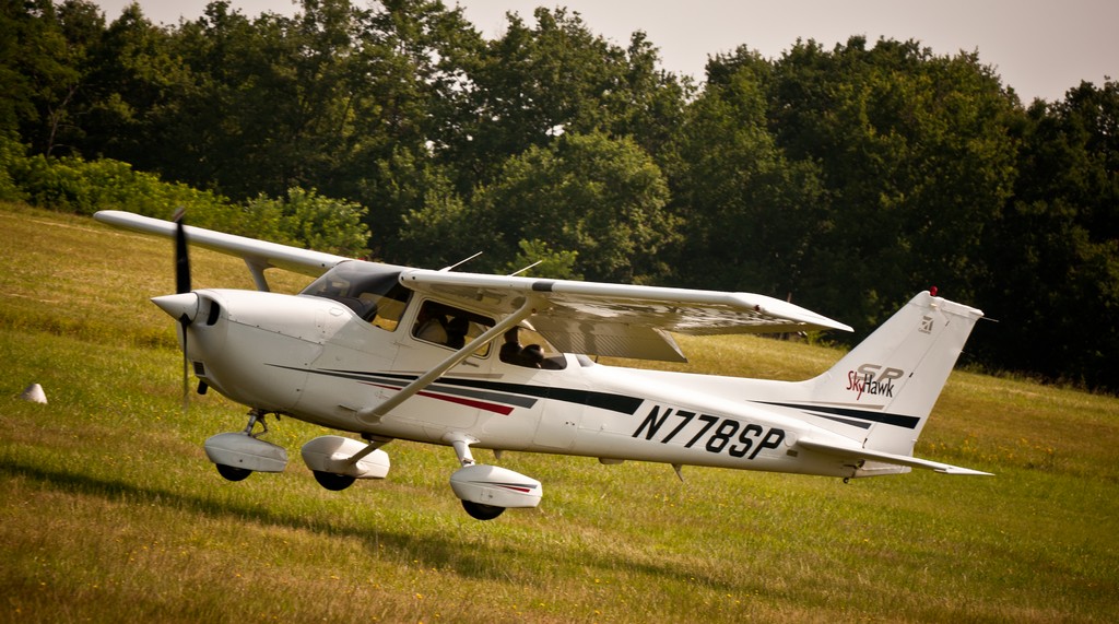 Cessna 172 - N778SP