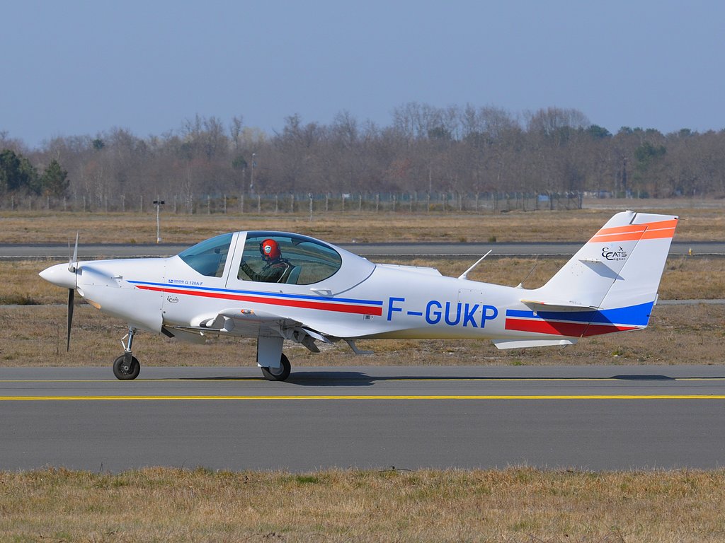 Grob G 120 A-F - F-GUKP