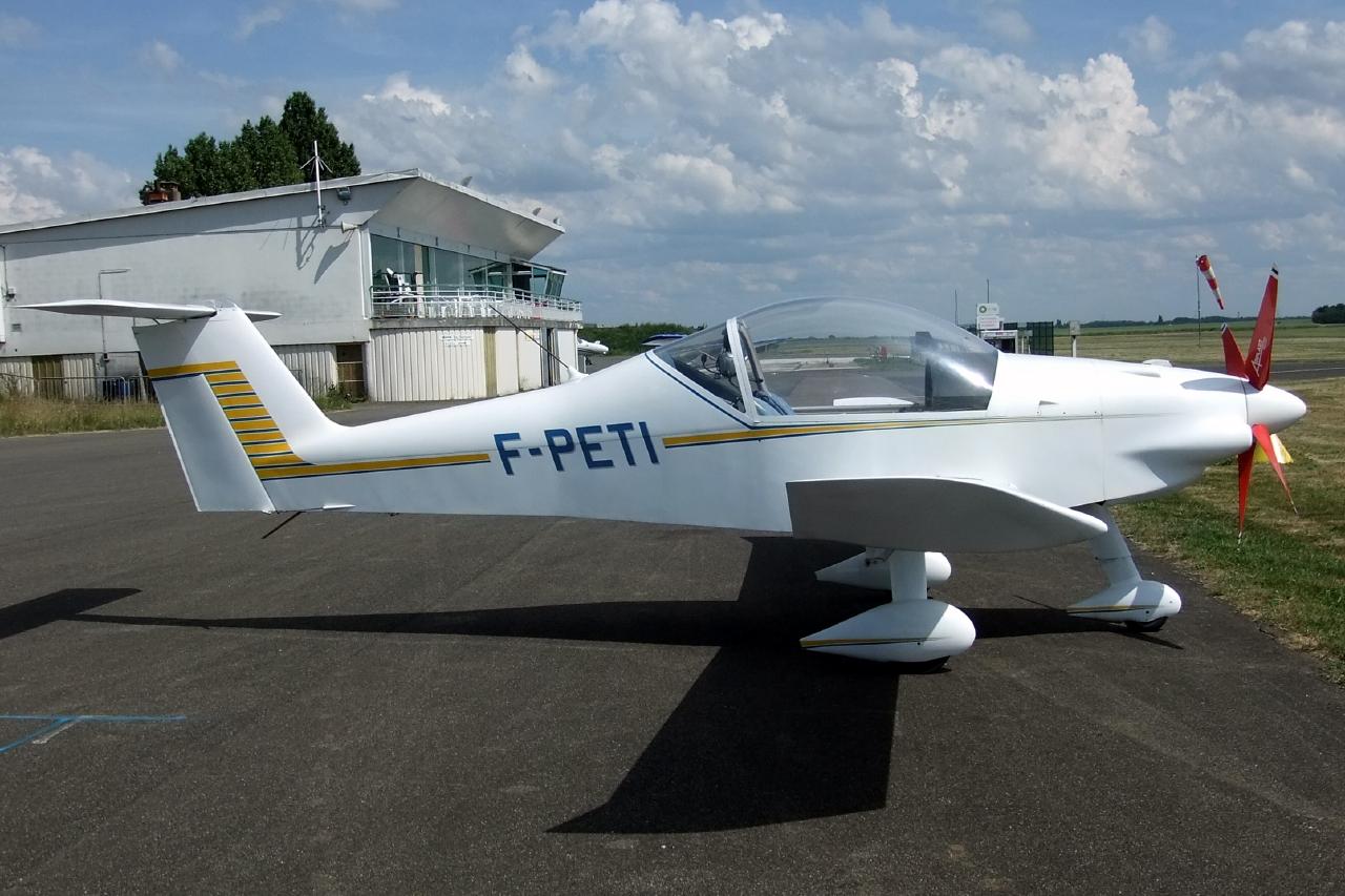 Colomban MC-100 Banbi - F-PETI
