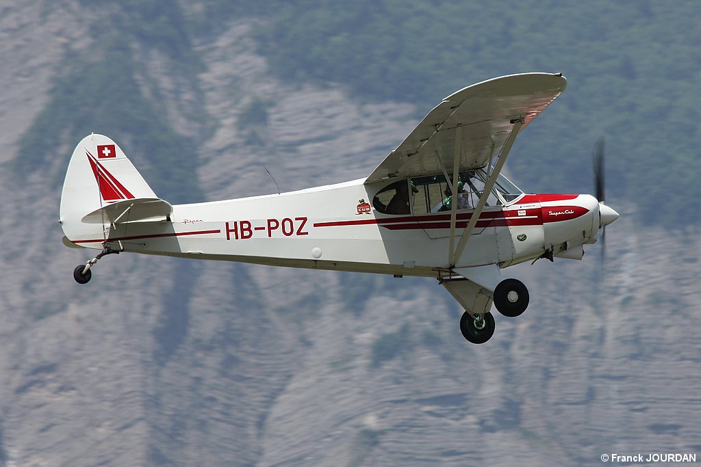 Piper PA-18 Super Cub - HB-POZ