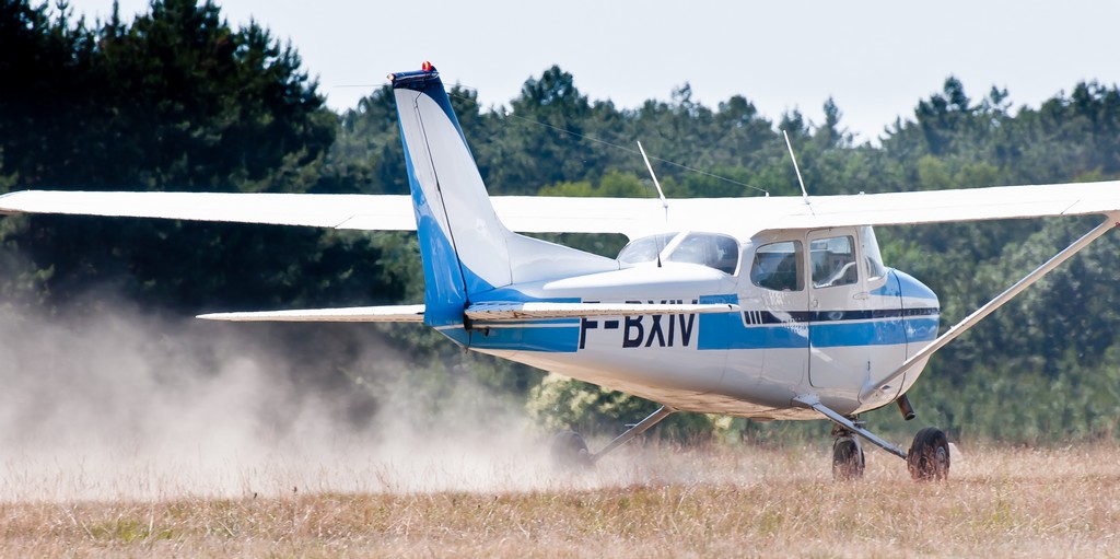 Cessna 172 - F-BXIV