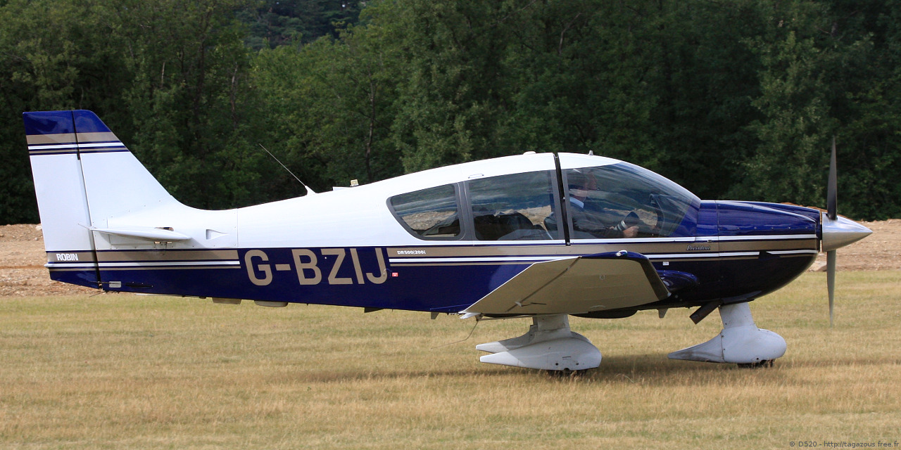 Robin DR 400-500 - G-BZIJ