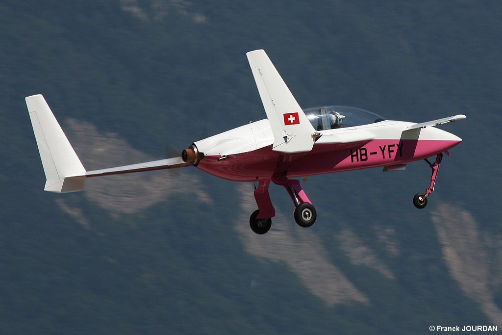 Rutan Long EZ - HB-YFY