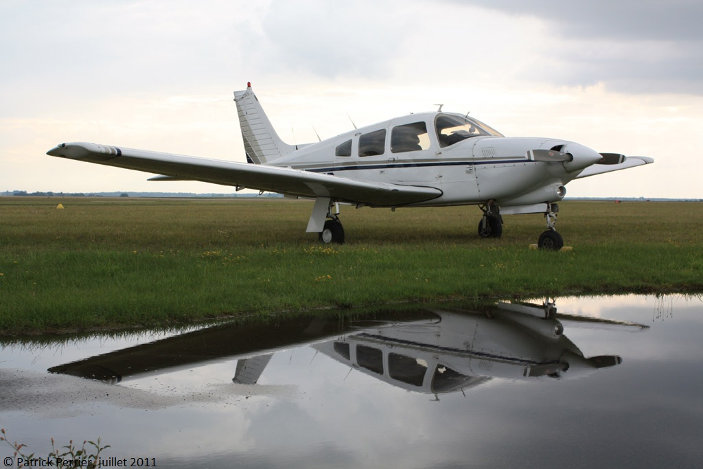 Piper PA-28 R-201 T Arrow - OO-DFB