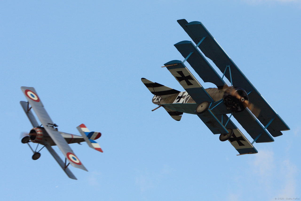 Fokker Dr.I Dreidecker - G-CDXR