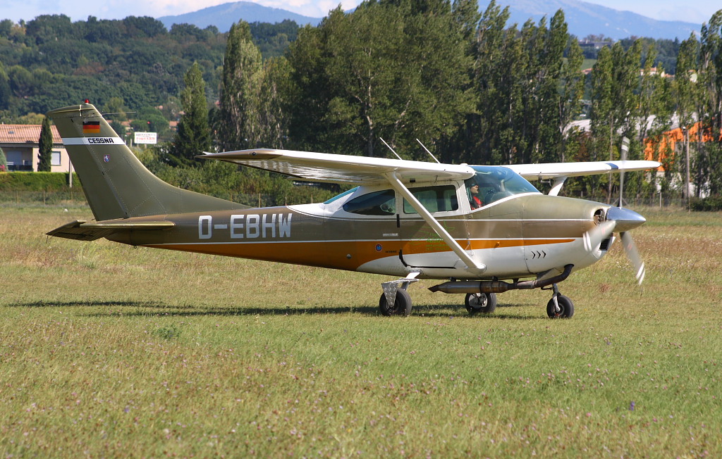 Cessna 182 - D-EBHW