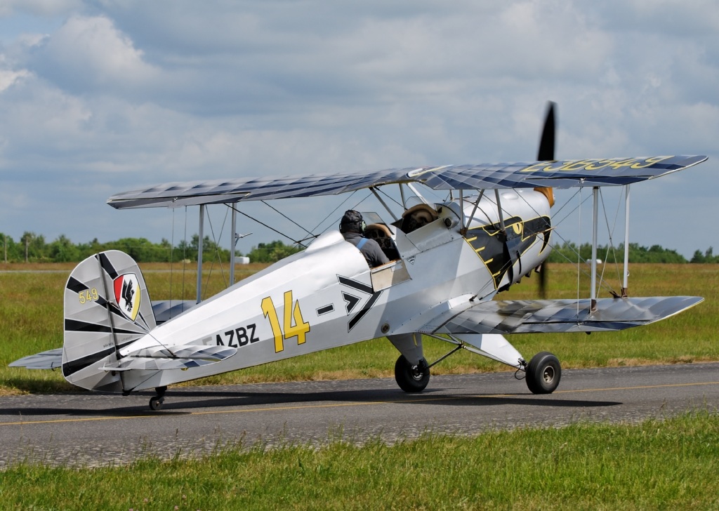 Casa 1131 E Jungmann - F-AZBZ