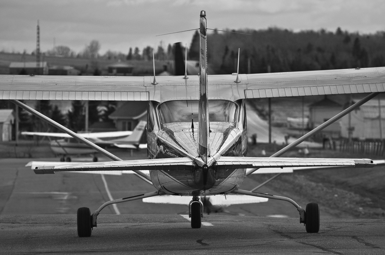 Cessna 182 RG - C-FRZE