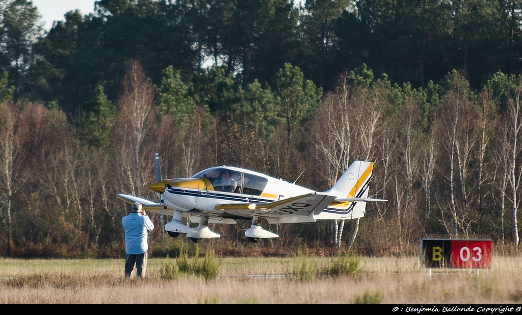 Robin DR 400-120 - F-GUXQ