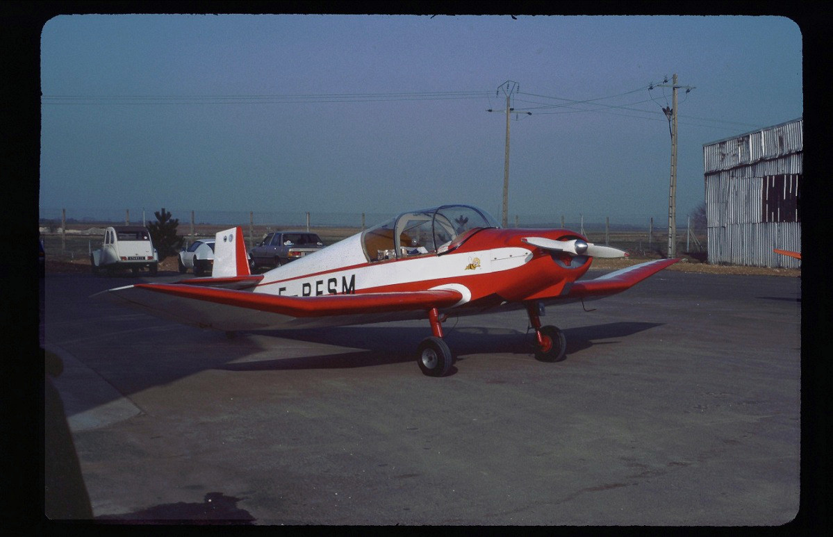 Jodel D 121 - F-PESM