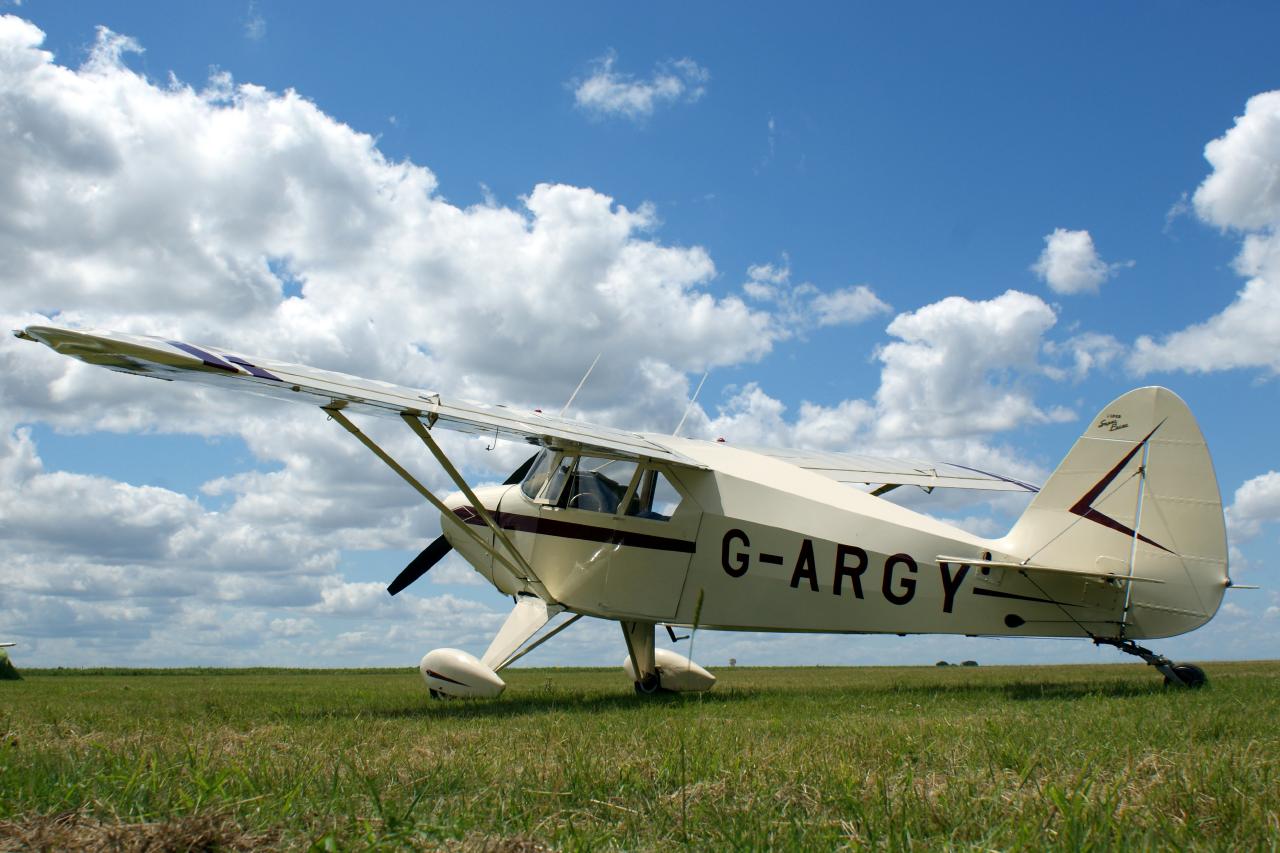 Piper PA-20/22 Super Pacer - G-ARGY