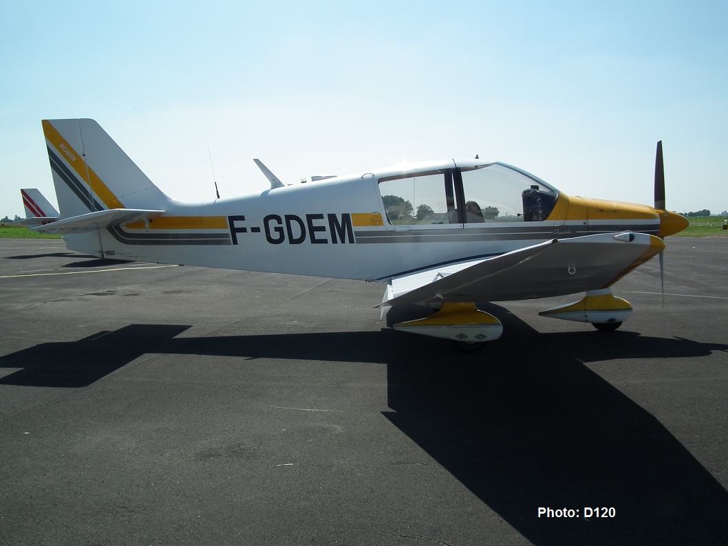 Robin DR 400-140 B - F-GDEM