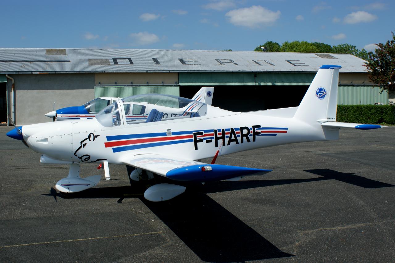 APM 30 Lion - F-HARF