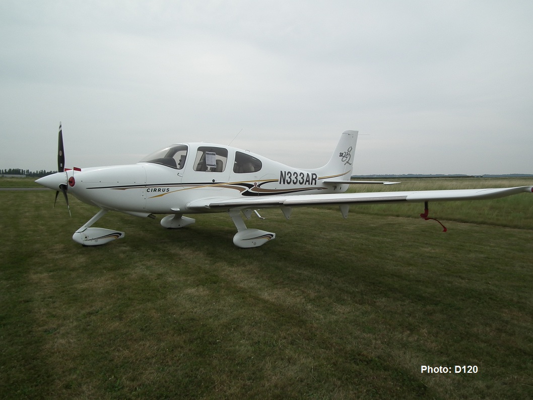 Cirrus SR22 - N333AR