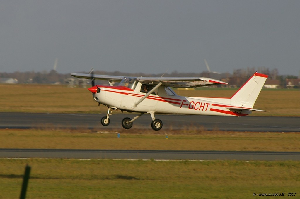Cessna 152 - F-GCHT