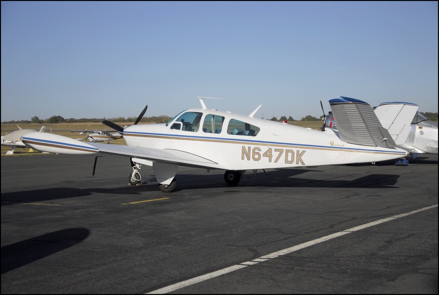 Beech 35 Bonanza - N647DK