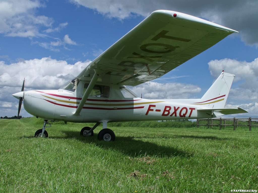 Cessna 150 - F-BXQT
