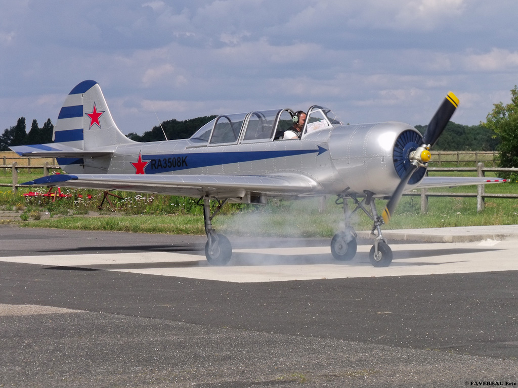 Yakovlev Yak-52 - RA-3508K