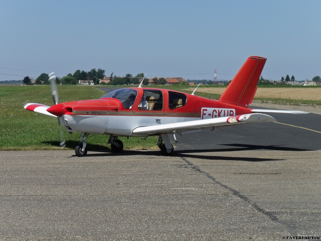 Socata TB20 Trinidad - F-GKUB