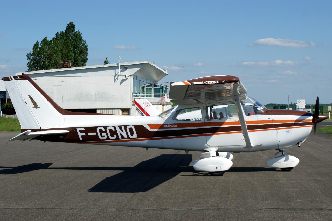 Cessna 172 - F-GCNQ