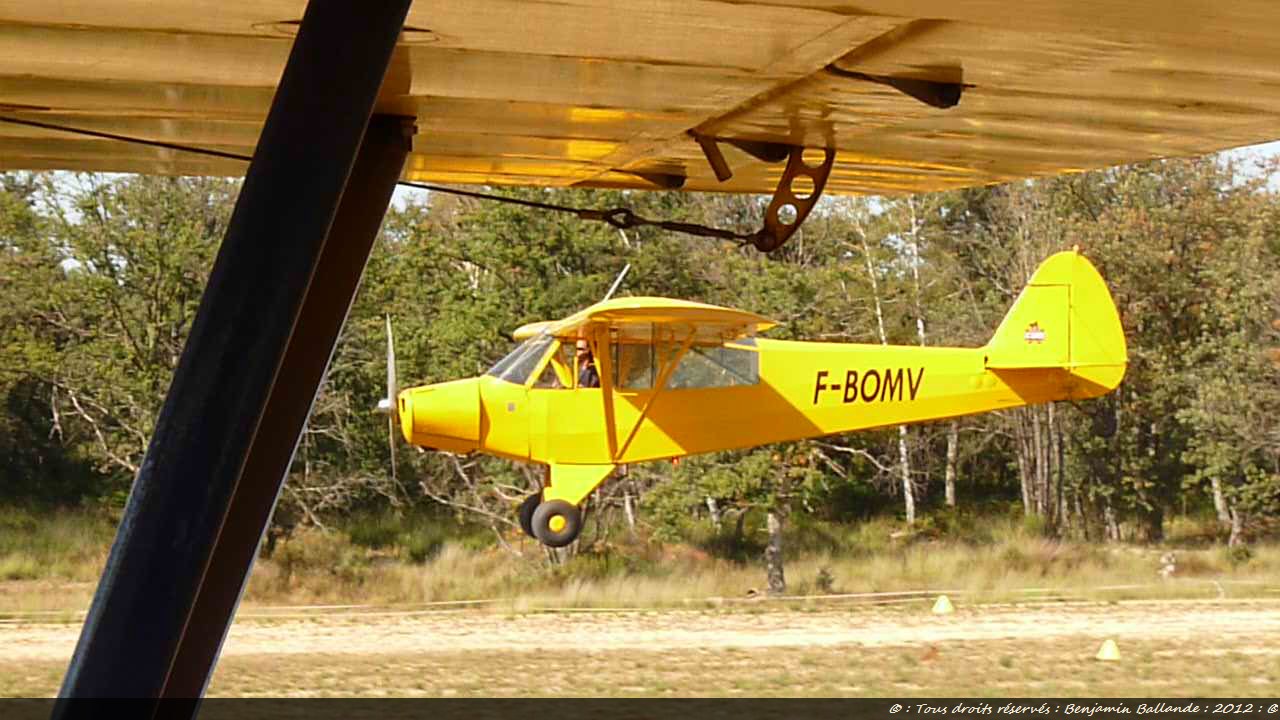 Piper PA-19 Super Cub - F-BOMV