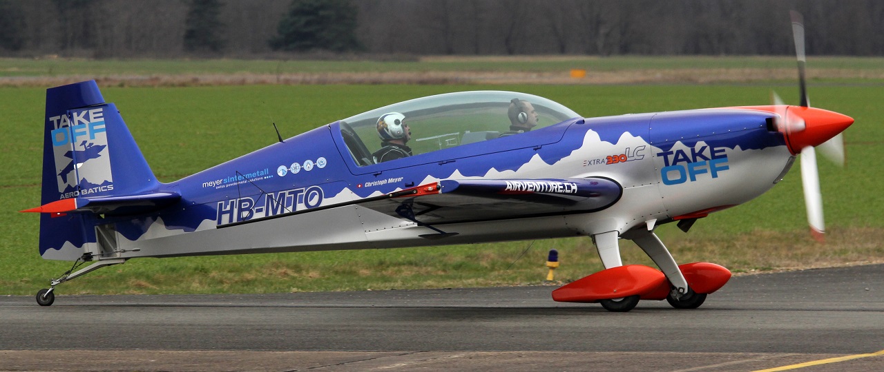 Extra 330 - HB-MTO