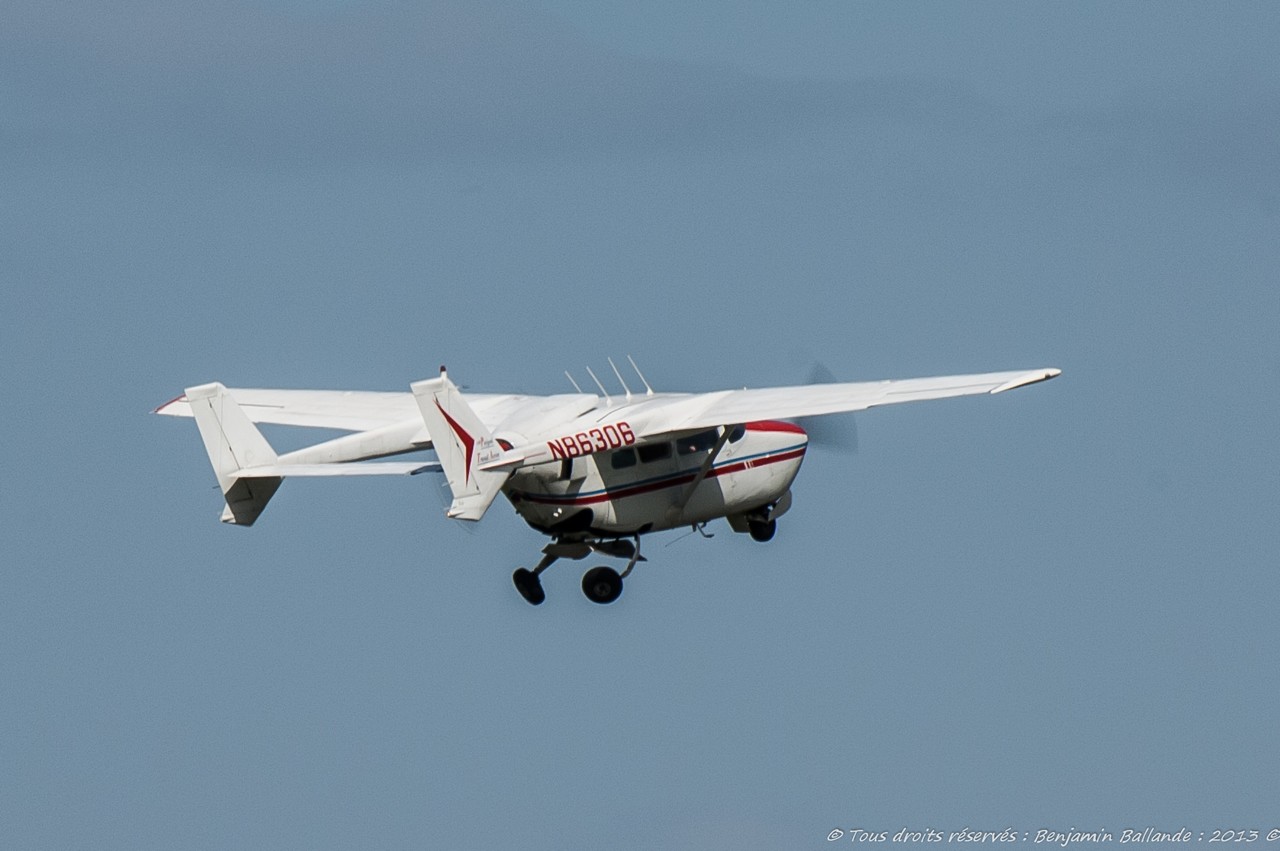 Cessna 337 - N86306