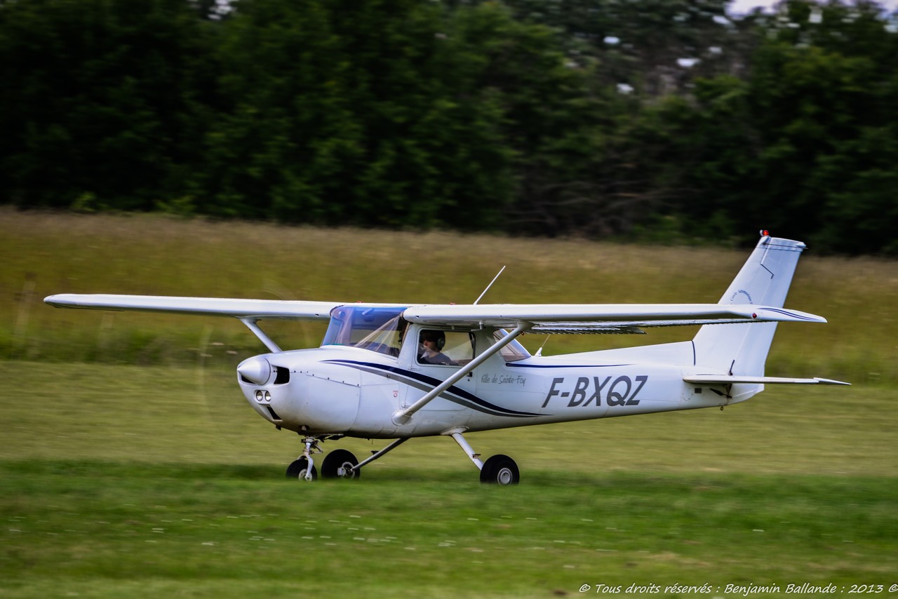 Cessna 150 - F-BXQZ