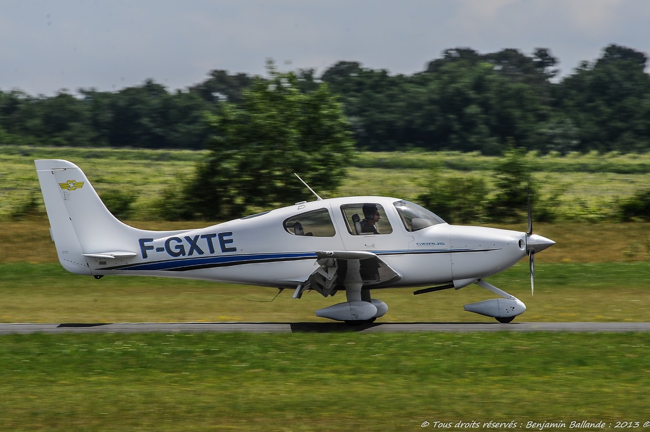 Cirrus SR20 - F-GXTE