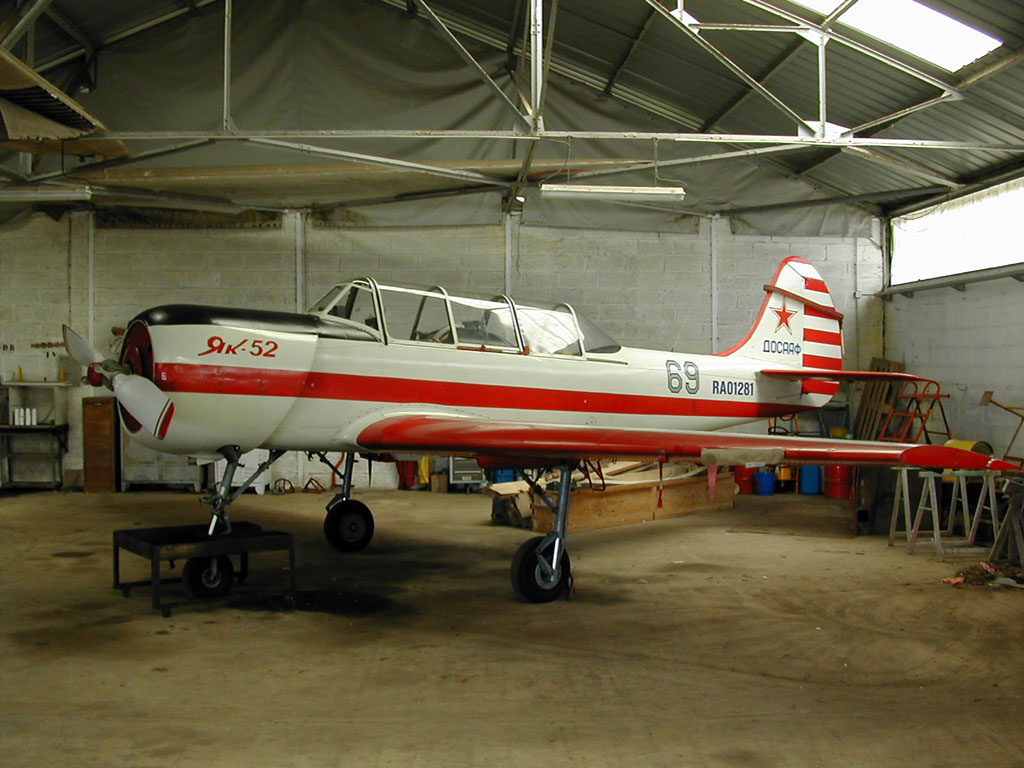 Yakovlev Yak-52 - RA-1281K