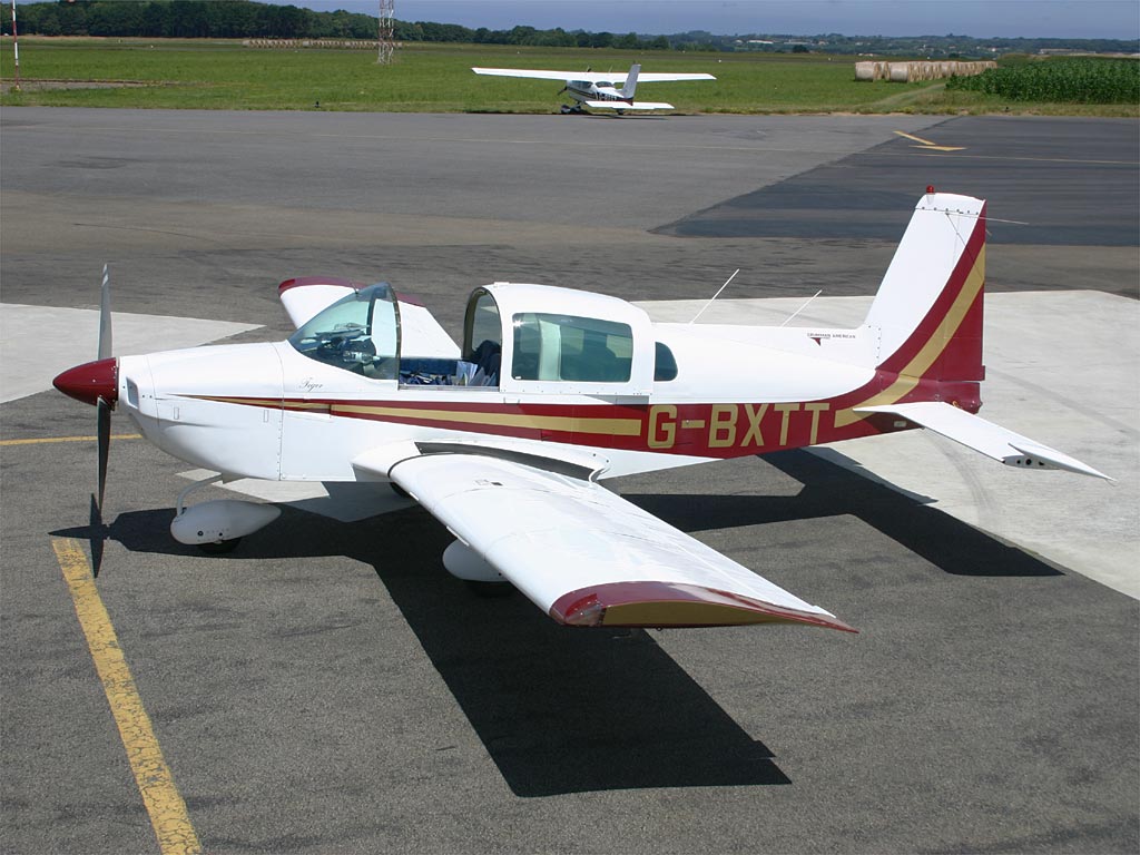 Grumman American AA-5B Tiger - G-BXTT