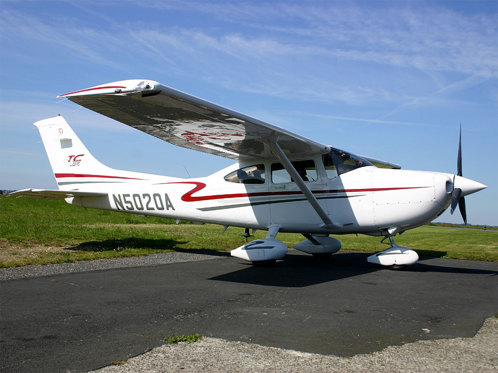 Cessna 182 - N5020A