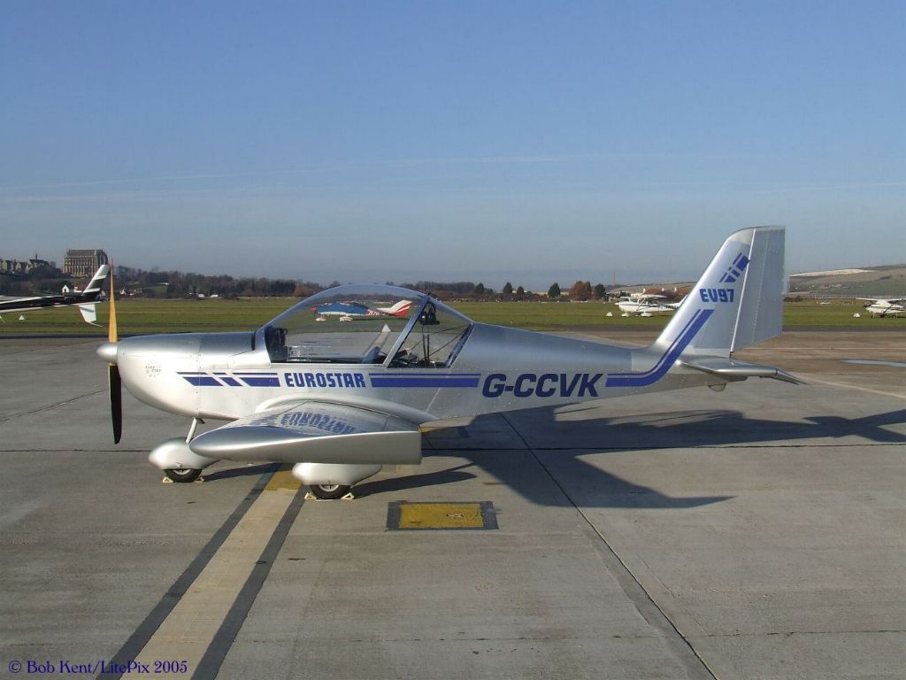 Evektor EV-97 teamEurostar - G-CCVK