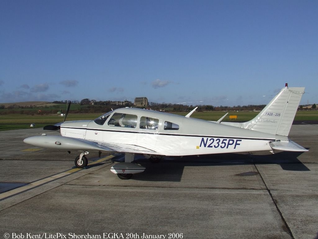 Piper PA-28-235 Pathfinder - N235PF