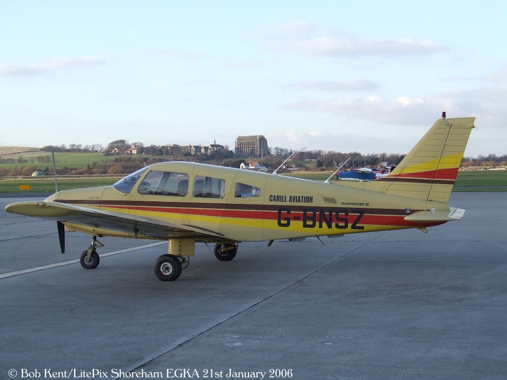 Piper PA-28-181 Archer - G-BNSZ