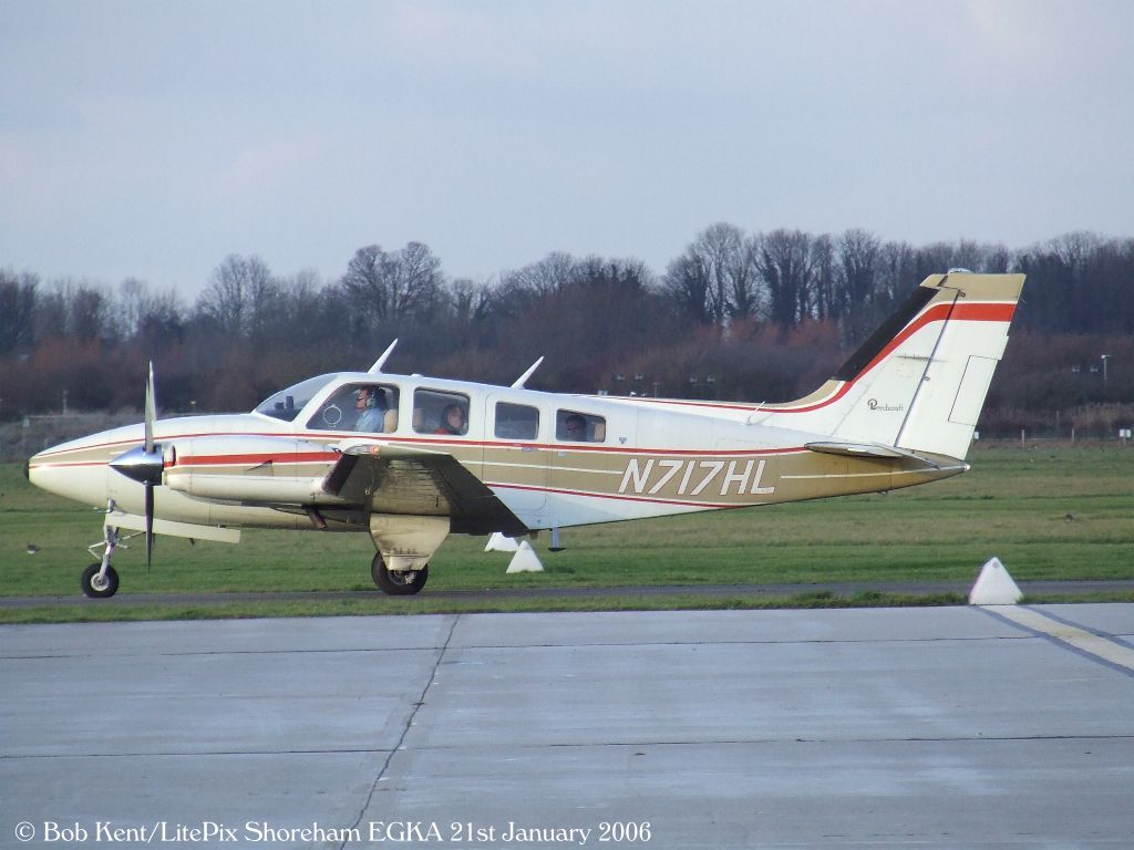 Beech 58 Baron - N717HL