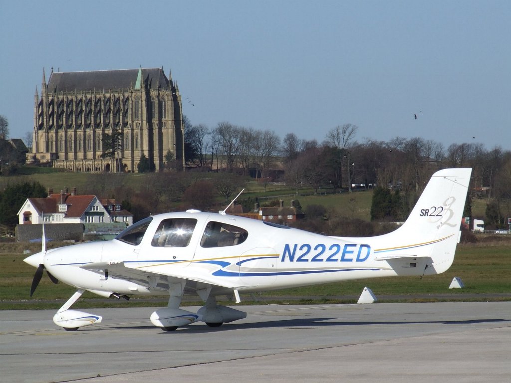 Cirrus SR22 - N222ED