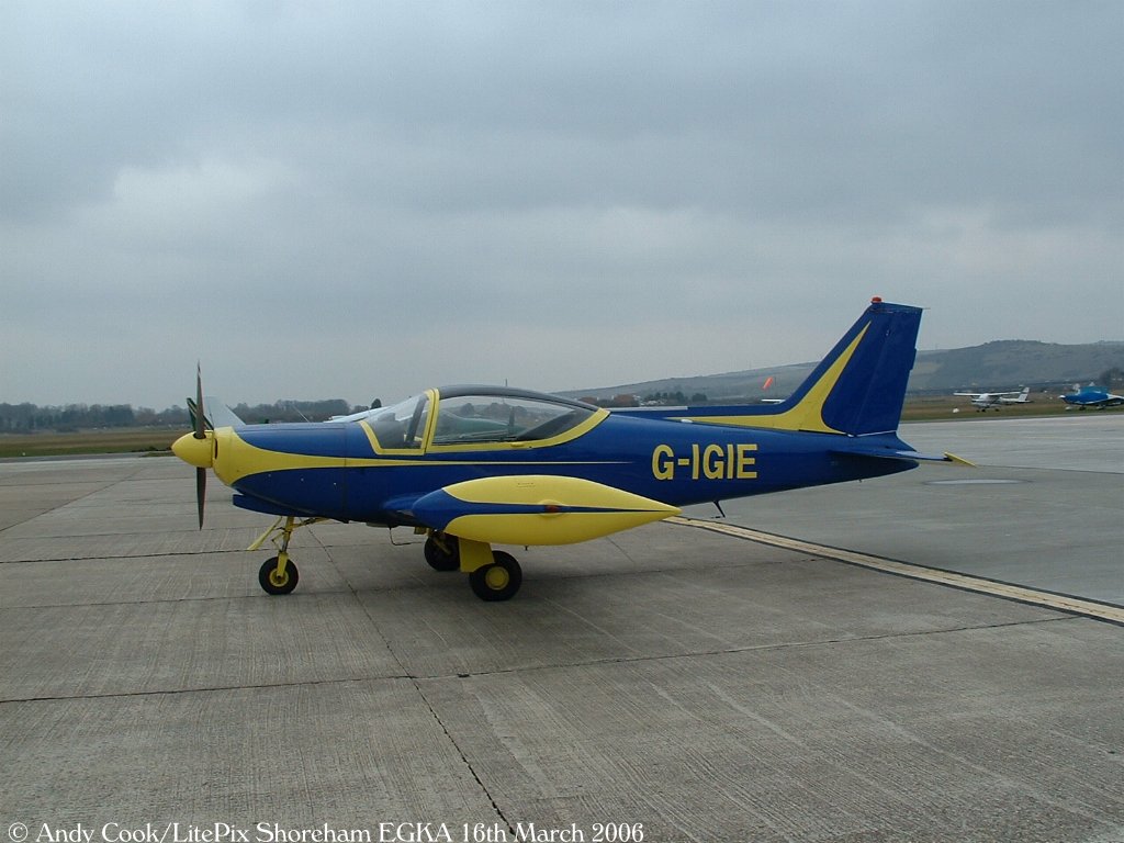 Siai Marchetti SF 260 - G-IGIE