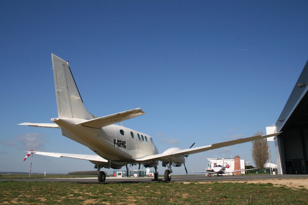 Beech 90 King Air - F-GFHC