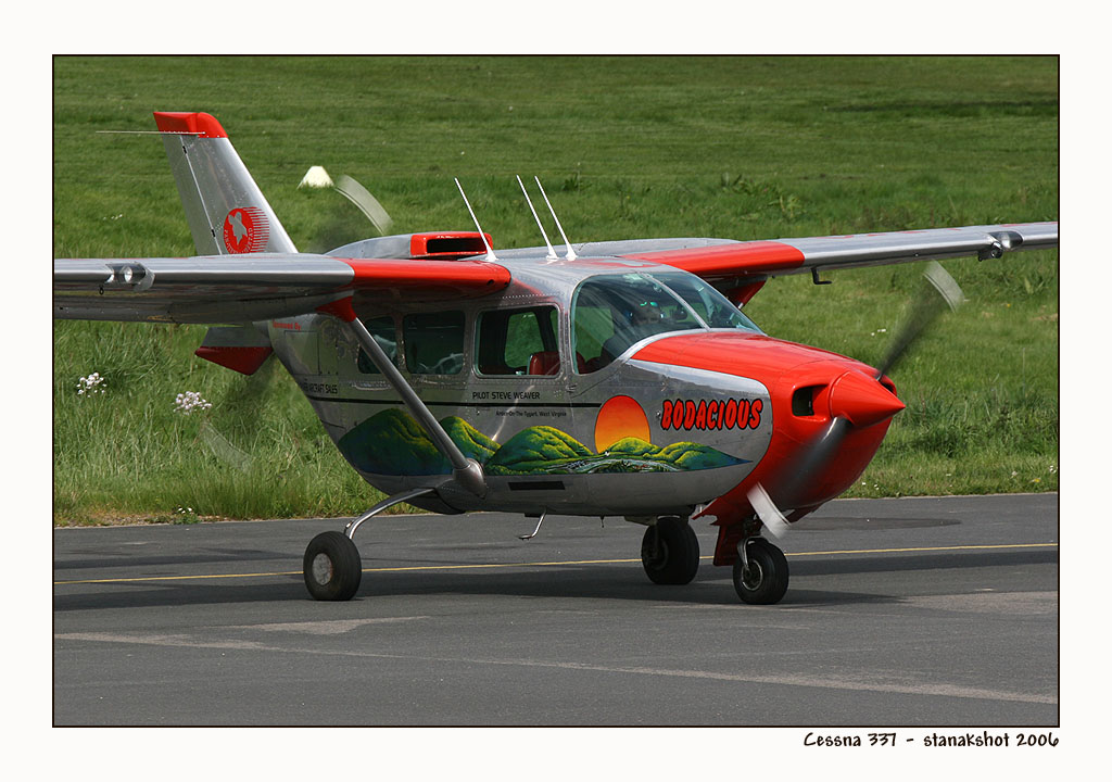 Cessna 337 - N6318F
